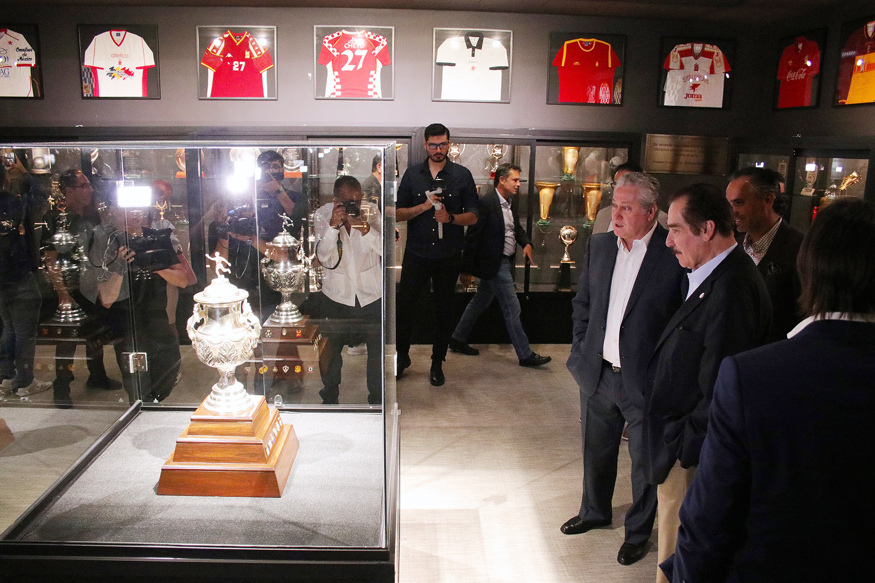 Inauguran Museo de Futbol de los Tecos de la UAG