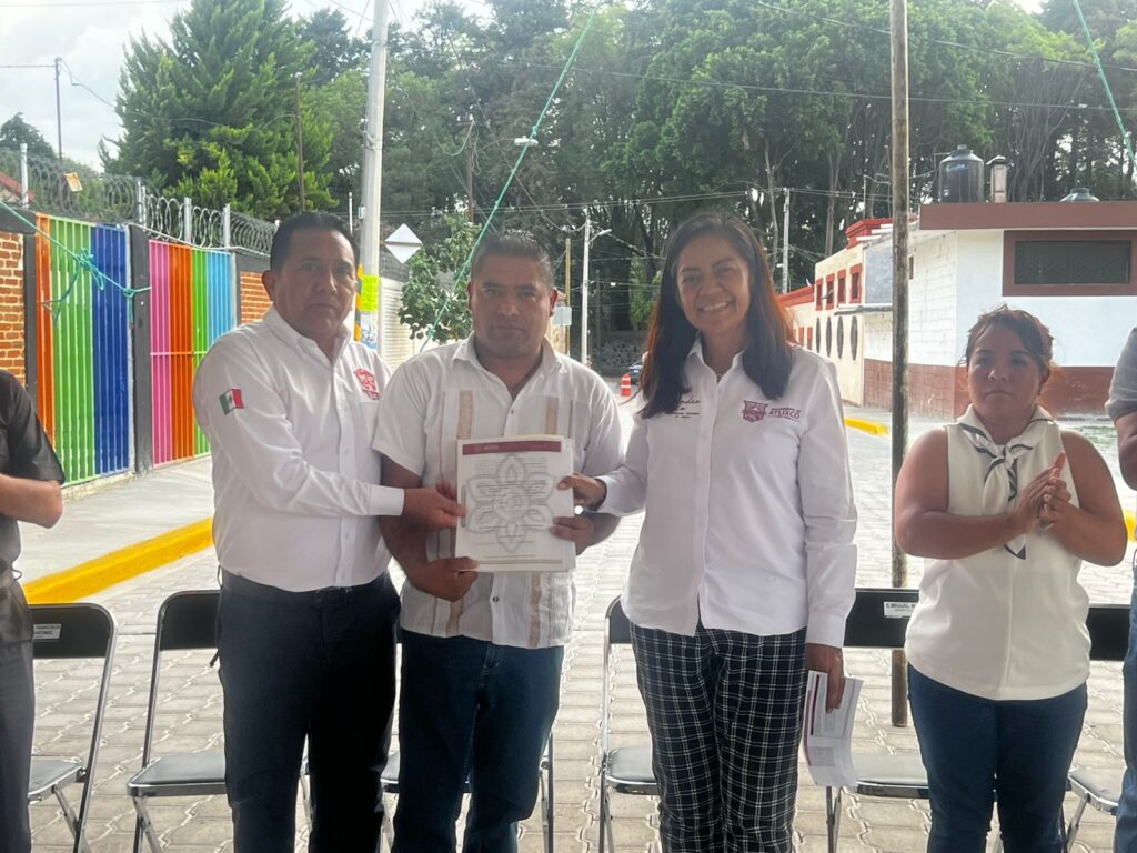 Desde Atlixco: Ariadna Ayala entrega obra social en Metepec