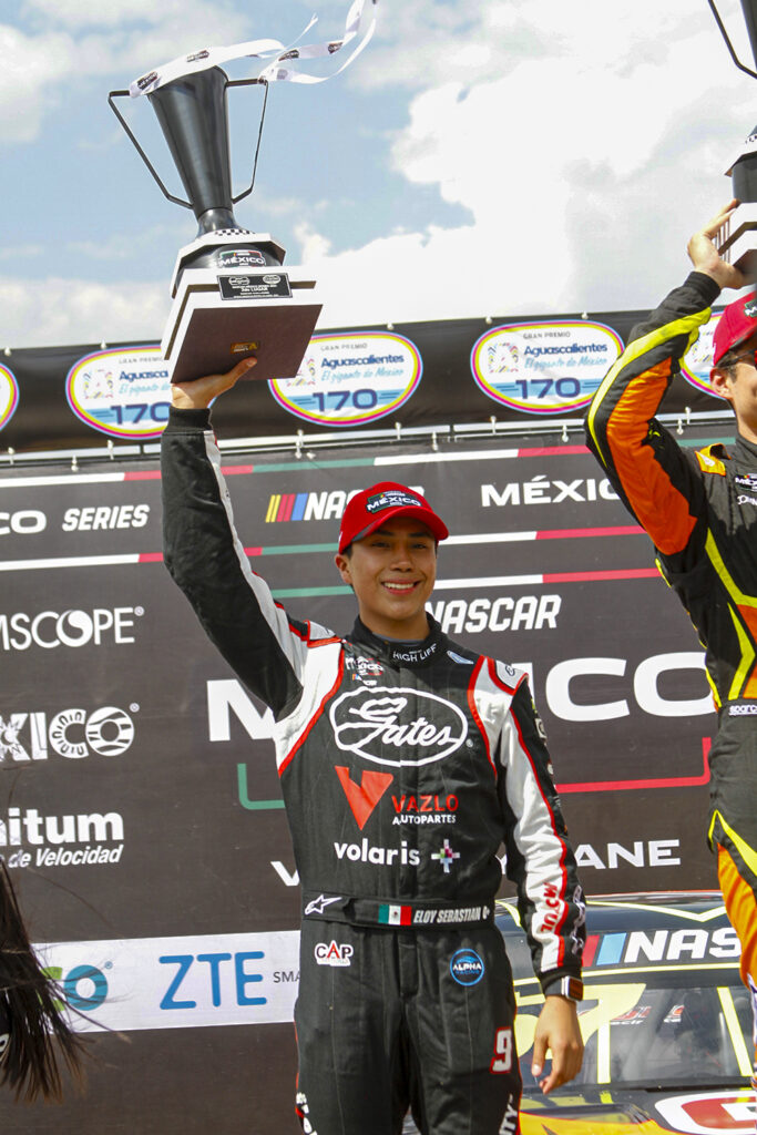 Eloy Sebastián sube al podio en el Óvalo Aguascalientes México