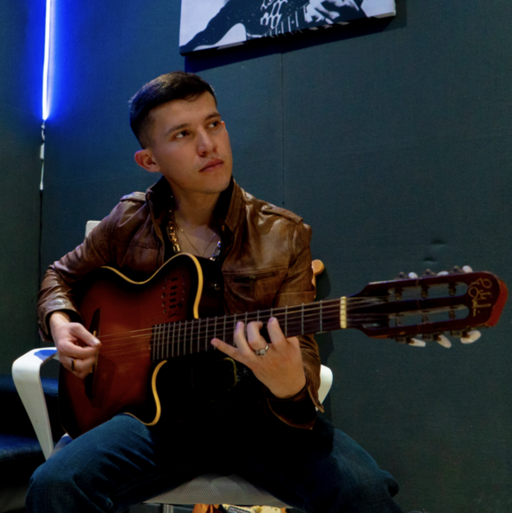 “A pelo” es el nuevo EP de Eddy Valenzuela