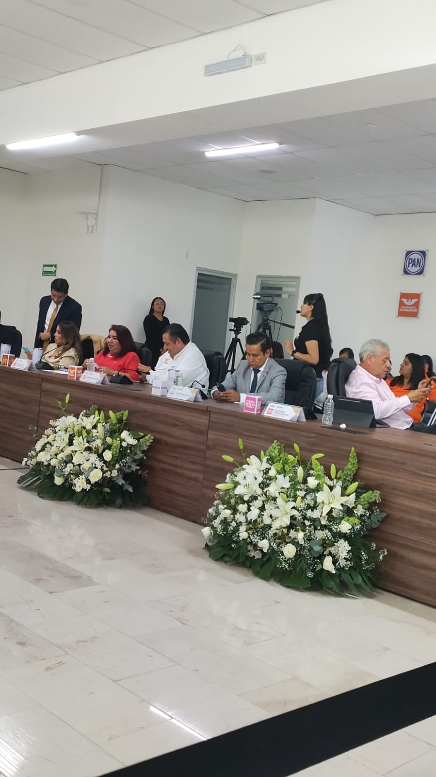 Observadores de Haití, Georgia, Paraguay, Brasil y Costa Rica atestiguan comicios en Puebla