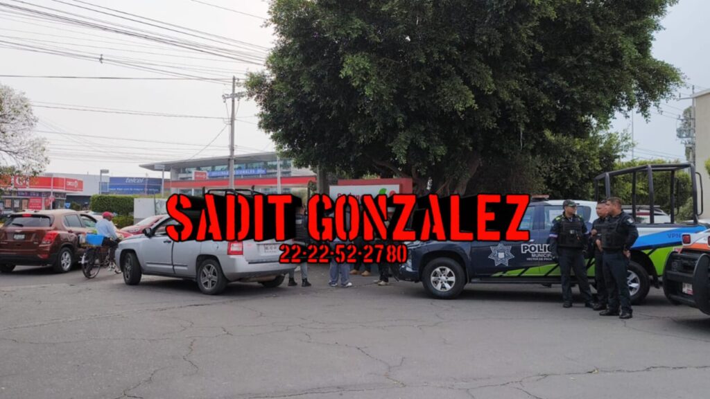 Lesionan a cuentahabiente para asaltarlo en Plaza San Pedro