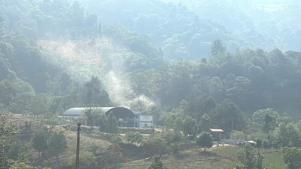 Desde Huauchinango: El colmo…queman dirección de escuela secundaria en Xaltepec