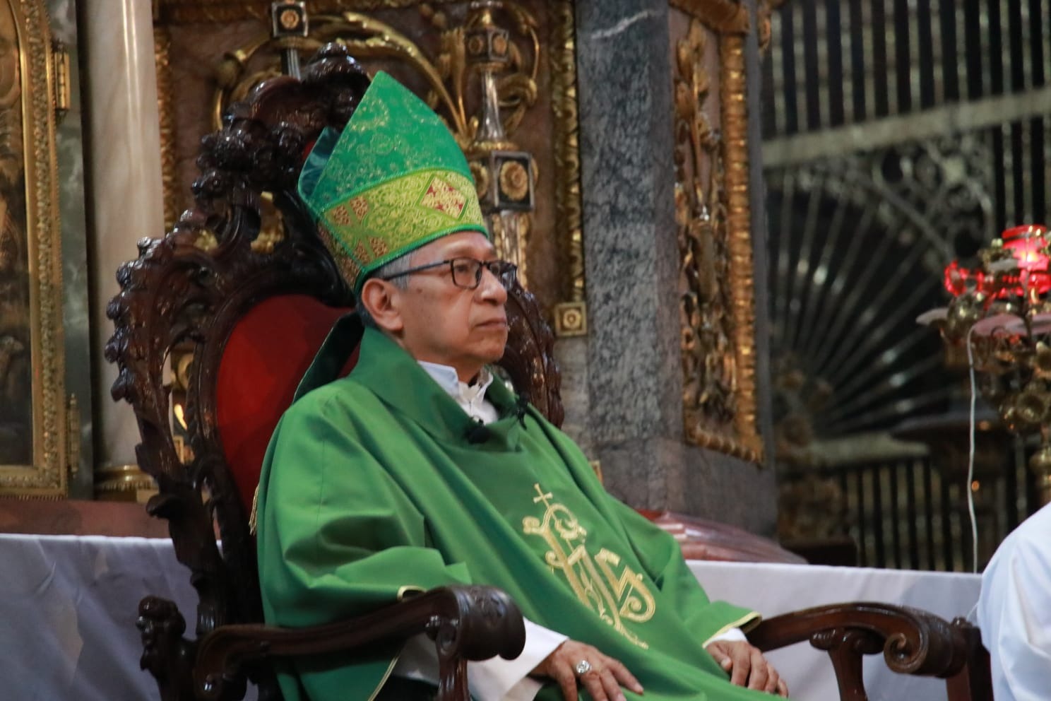 Pide obispo auxiliar de Puebla recuperar la comunión con Dios