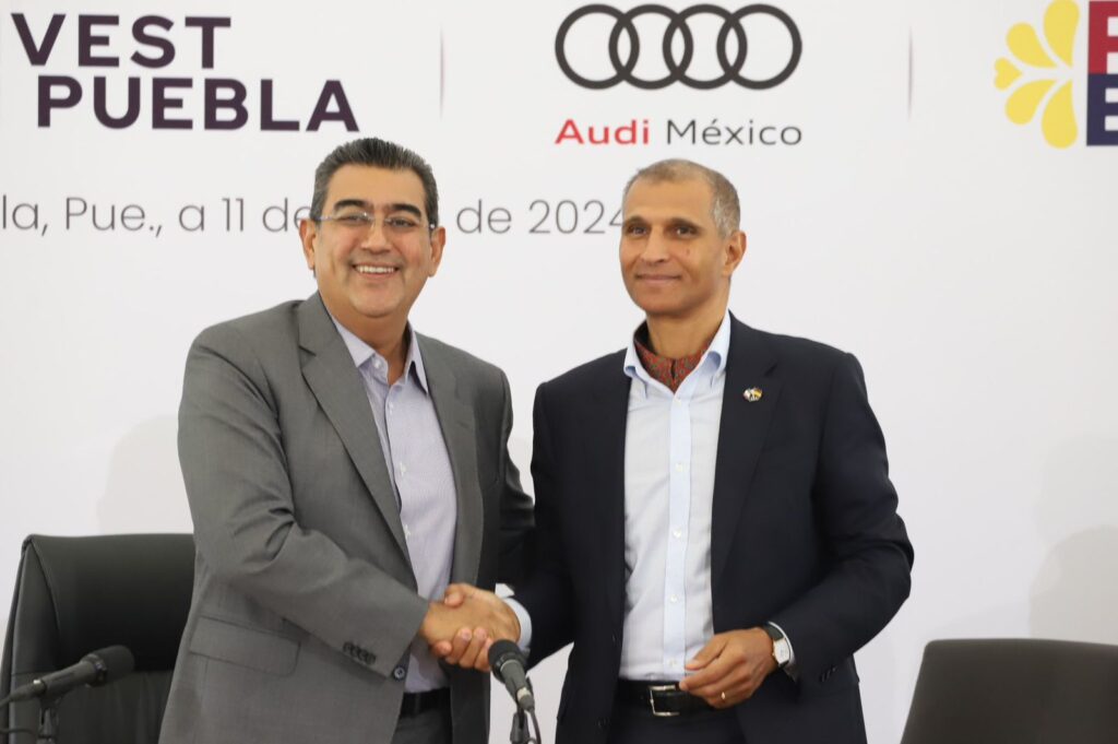 Gobernador Sergio Salomón anuncia inversión histórica de Audi