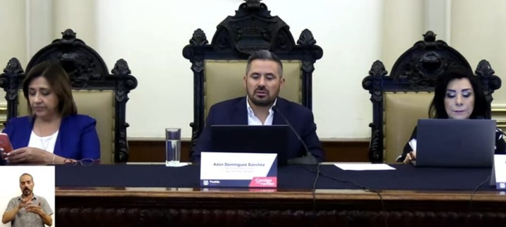 Aprueban en Cabildo 110 bases y regresa Guadalupe Arruabarrena a la sindicatura