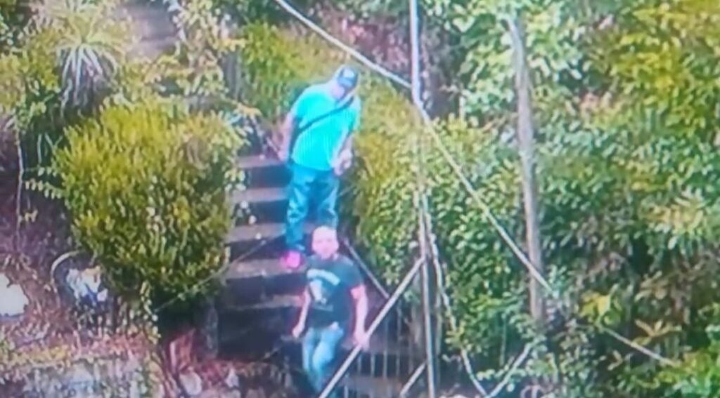 Video desde Puebla: Exhiben a presuntos rateros en Huauchinango