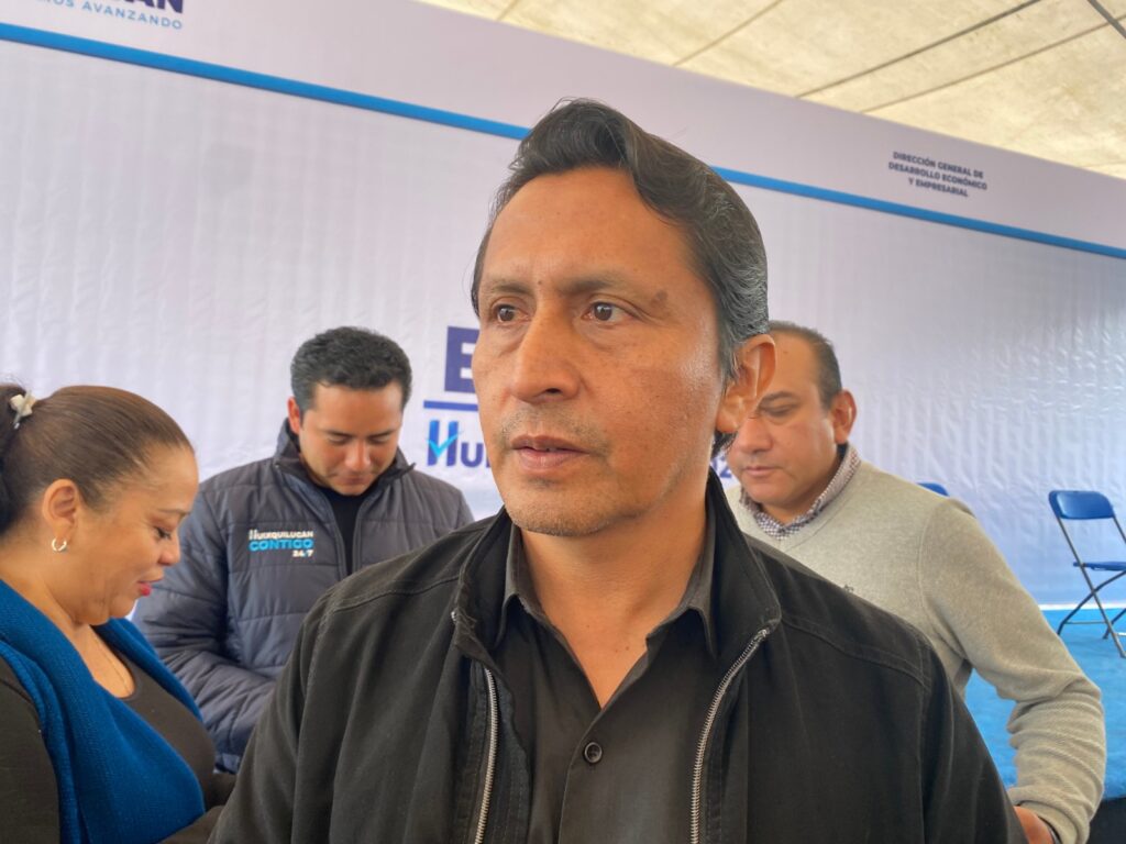 Desempleados de carácter formal podrían acceder a un seguro de desempleo: Martínez