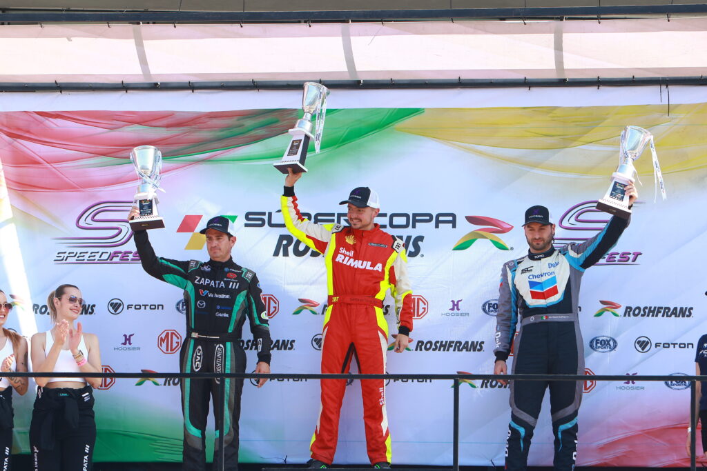 Llegó el triunfo en los tractocamiones, para Santiago Tovar en la Súper Copa Roshfrans-Speedfest