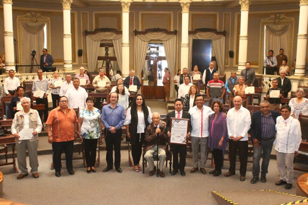 Reconoce Congreso del Estado a cronistas municipales, son guardianes de la memoria histórica