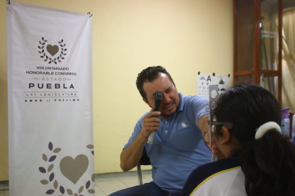 Realiza Voluntariado del Congreso Jornada de Salud Visual en Coxcatlán