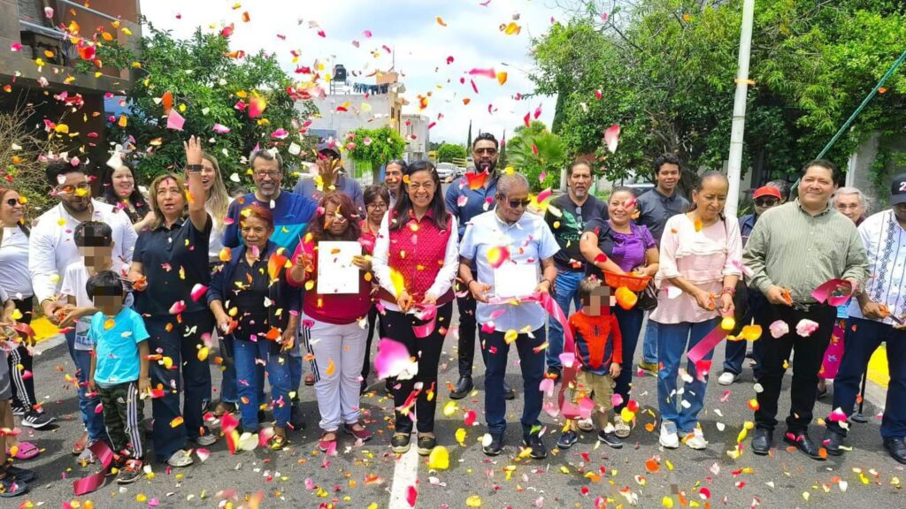 Ariadna Ayala sigue con entregas de obras de infraestructura en Atlixco