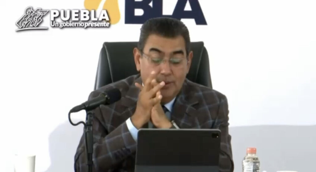 Advierte Sergio Salomón retiro de concesión de grúas a empresas que no respeten regulación de la SMT contra cobros excesivos