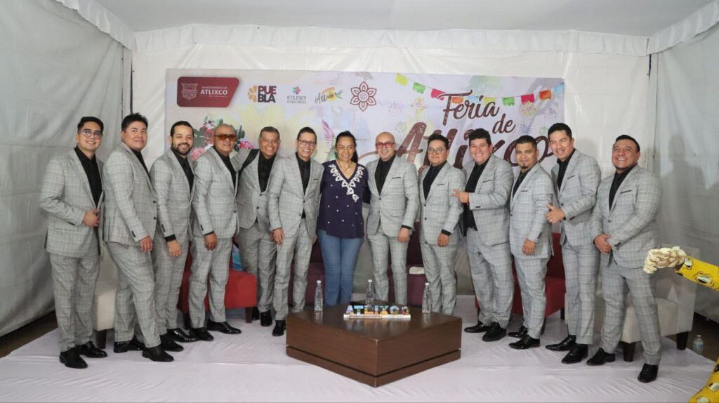 Exitosa presentación de Los Yaguarú en la feria Atlixco 2024