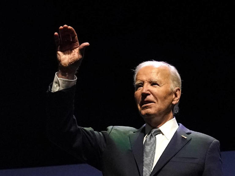 Biden da positivo a Covid-19 en medio de dudas sobre su candidatura presidencial