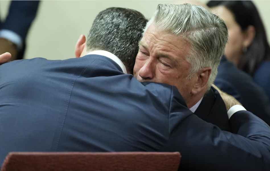 La reacción de Alec Baldwin al ser absuelto por homicidio involuntario en el set de “Rust”