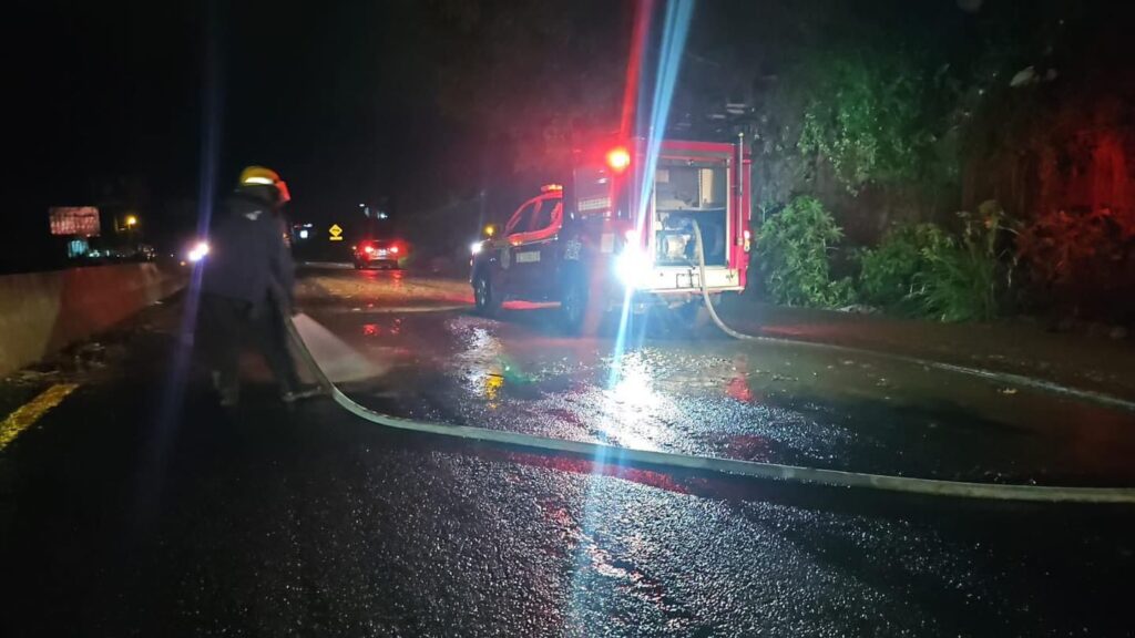 Fotonota: Ayuntamiento de Atlixco atiende a población afectada por deslaves