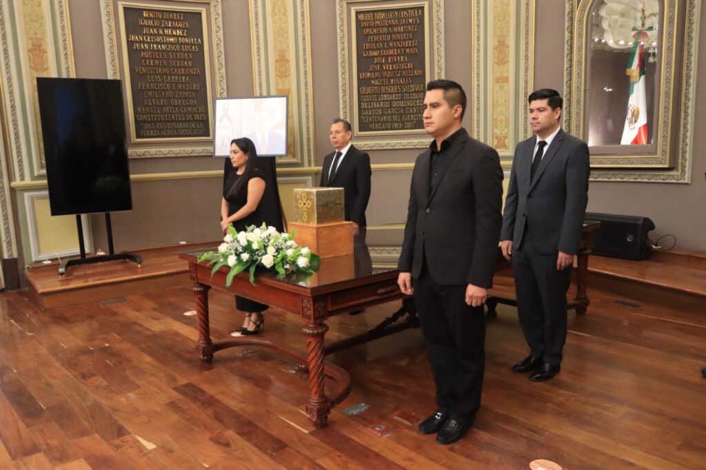 Rinde LXI Legislatura homenaje póstumo al diputado Carlos Navarro Corro