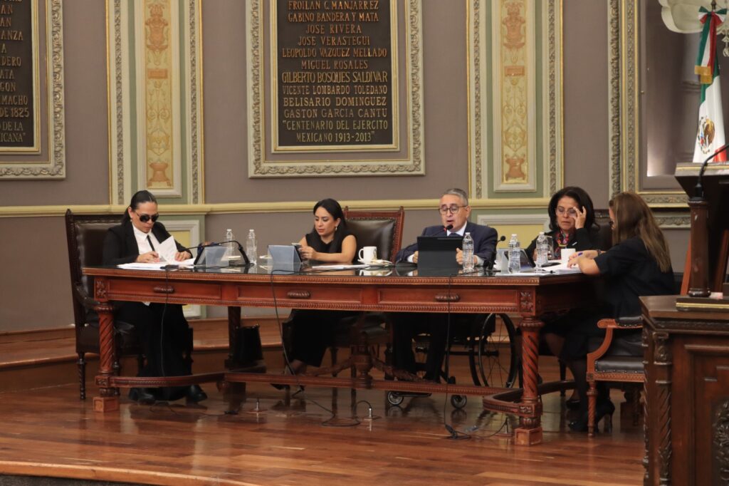 Presentan propuesta legislativa para que escuelas cumplan con lineamientos de protección civil