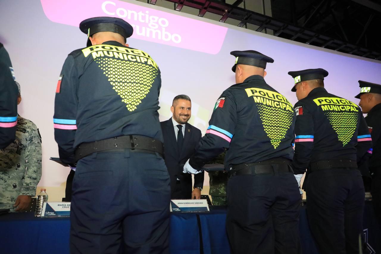 Se gradúan 69 policías en Puebla capital