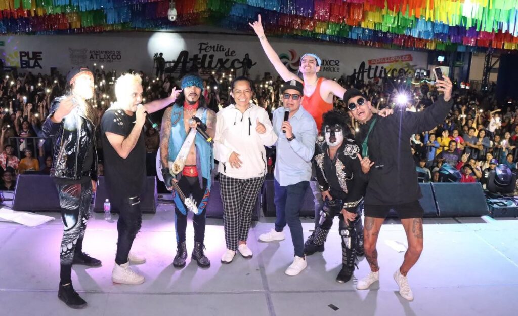 Víctimas del Doctor Cerebro llenaron de rock la feria Atlixco 2024