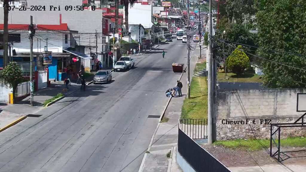 Desde Teziutlán: Recuperan servicios de agua y vialidad en Chignaulingo