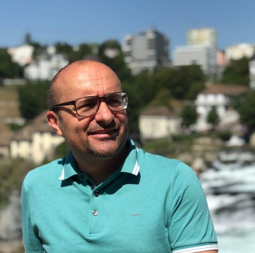 Poemas del poeta Kosovo Ndue Ukaj