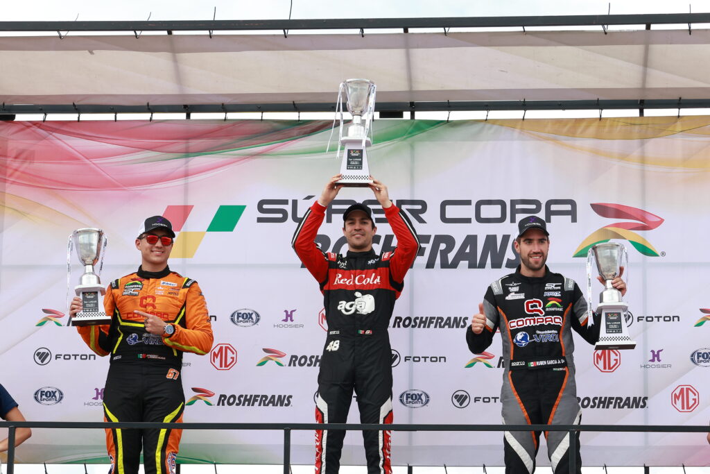 Salvador de Alba Jr. imparable en la Súper Carrera 1 GTM Pro 1