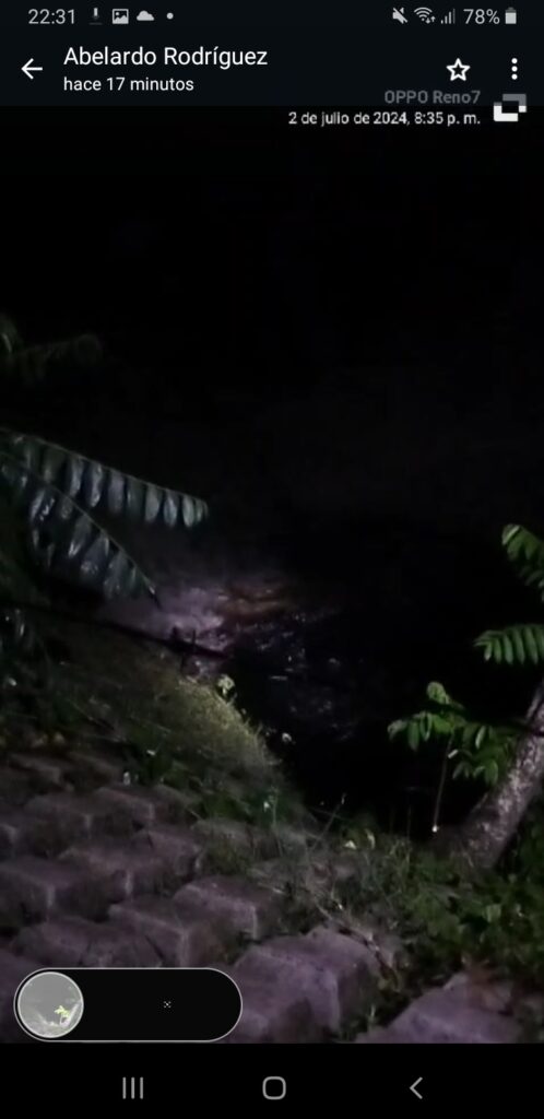 Fotonota: Advierten fuga de gasolina en Xicotepec de Juárez