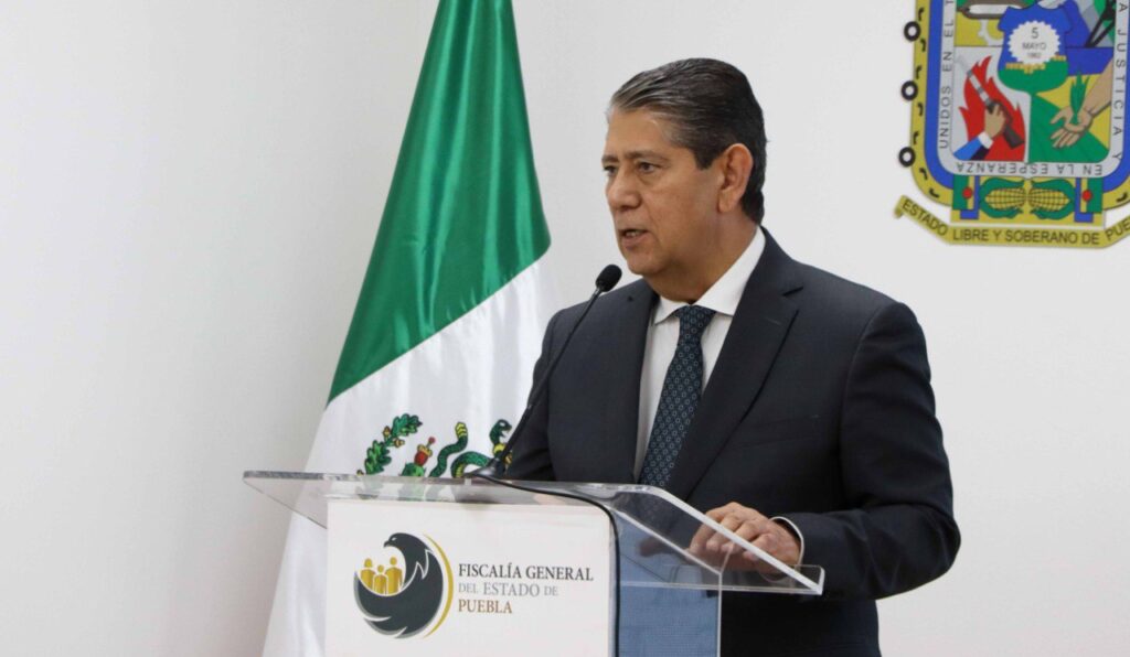 Estaba en un bar la madre del bebé de 2 años que cayó de un balcón en la colonia La Paz: FGE