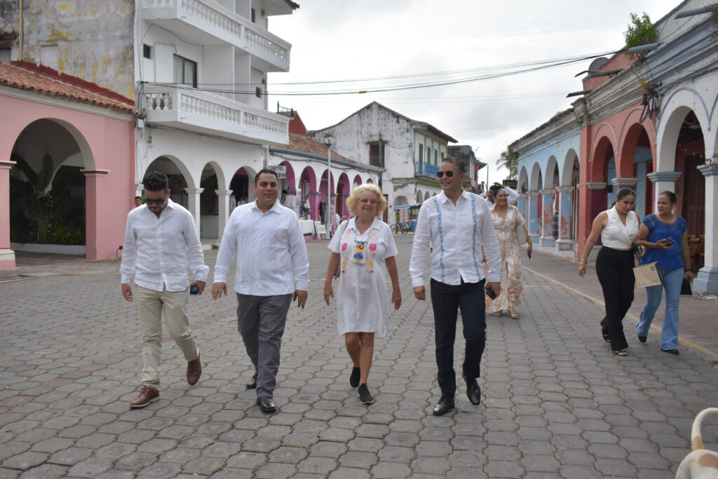 Sectur inaugura el segundo Corredor Turístico Artesanal en Tlacotalpan