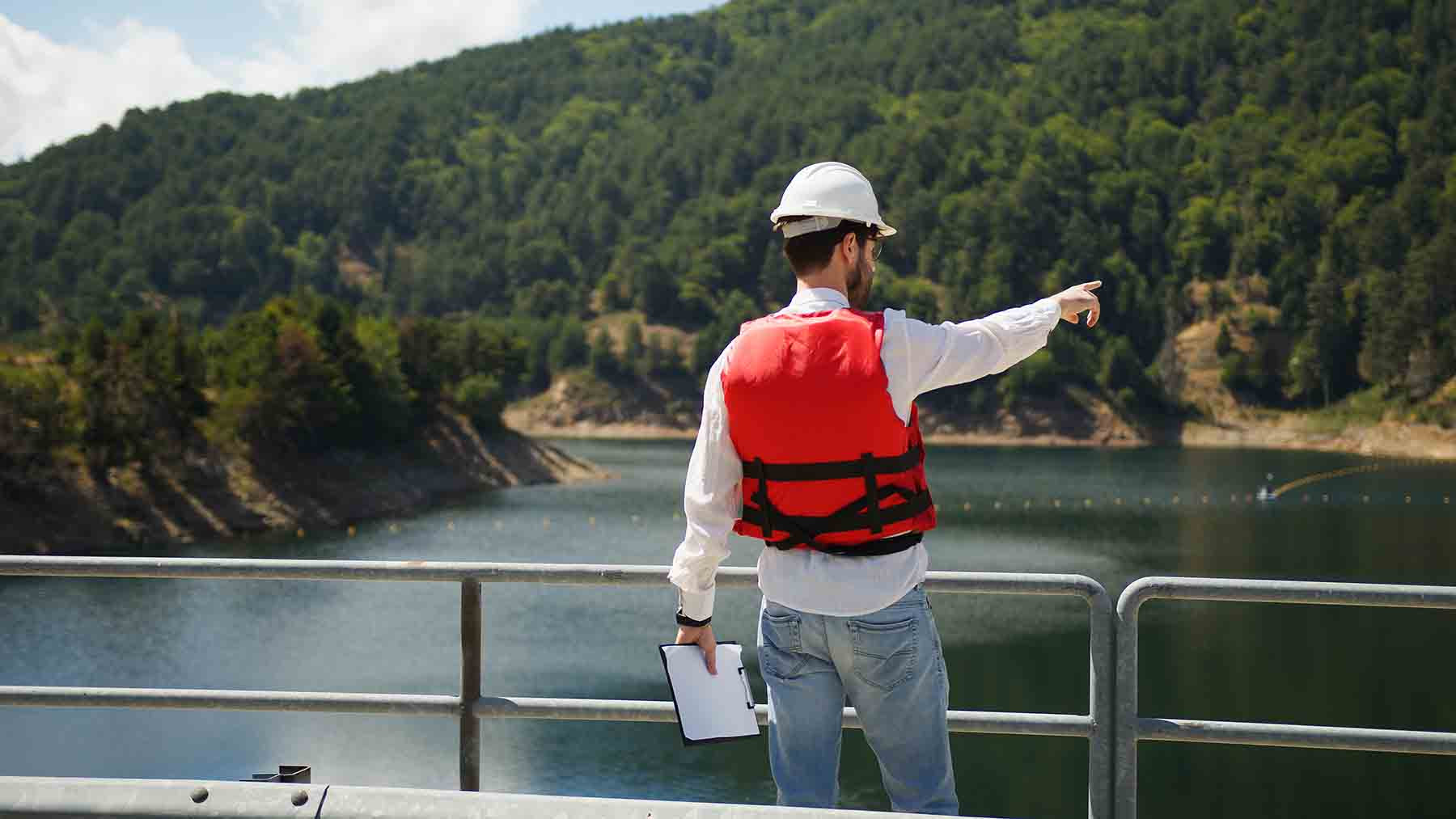 Cada vez urgen más expertos en temas del Agua