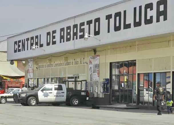 Son detenidos el presidente y tesorero de la Central de Abastos de Toluca