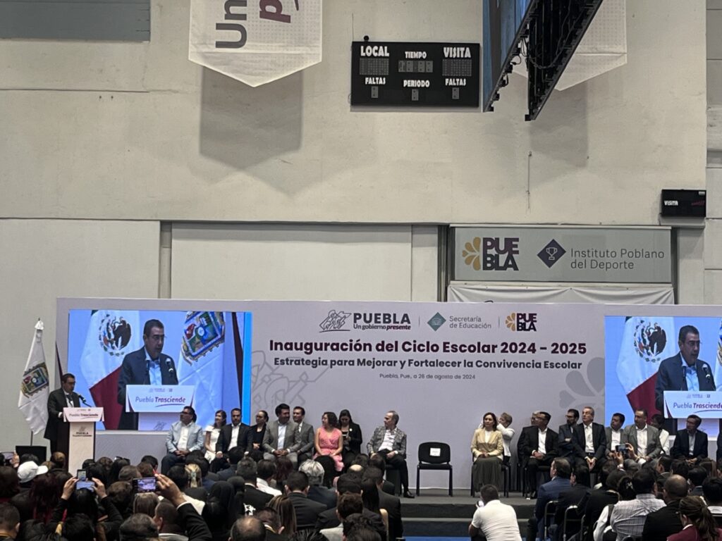 Inaugura Sergio Salomón el ciclo escolar 2024- 2025 en Puebla 
