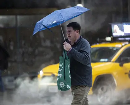 Tormenta Debby se fortalece; EU alerta ante lluvias ‘históricas’