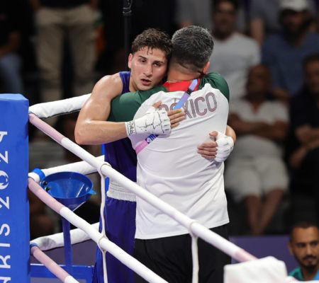 Así avanzó el boxeador mexicano Marco Verde a los cuartos de final en París 2024