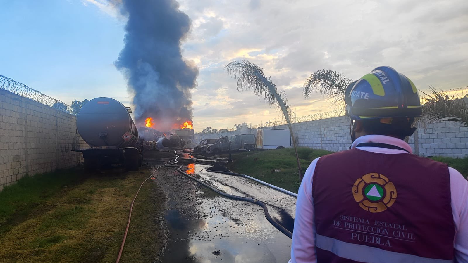 Video: Protección Civil estatal atiende incendio de fábrica en Ocoyucan