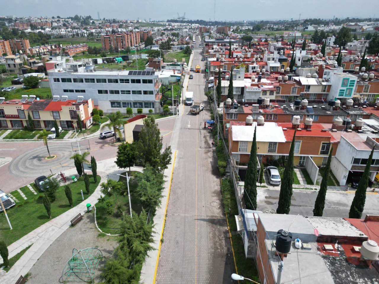 Entregan calle en San José Chapulco