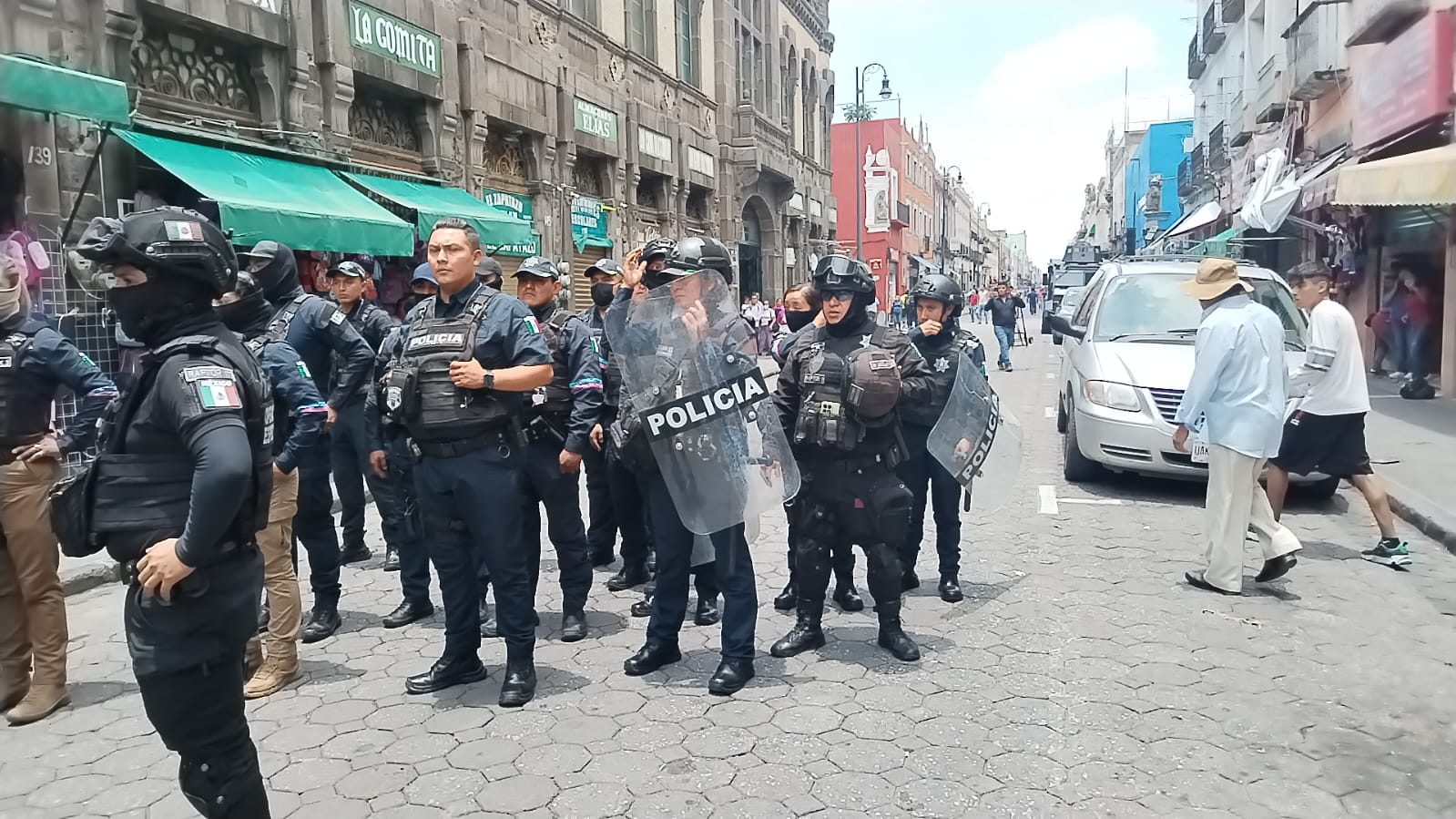 Correrá sangre por decisión de Adán Domínguez de no permitirnos vender: Ambulantes