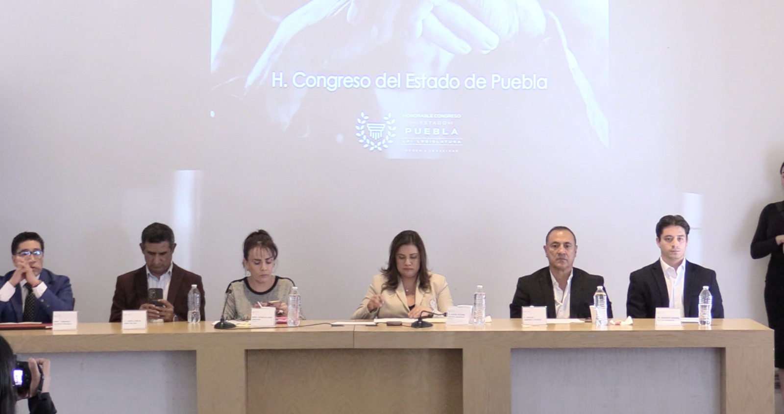 Realizan en Congreso foro para crear Fiscalía Especializada contra Delitos a Adultos Mayores