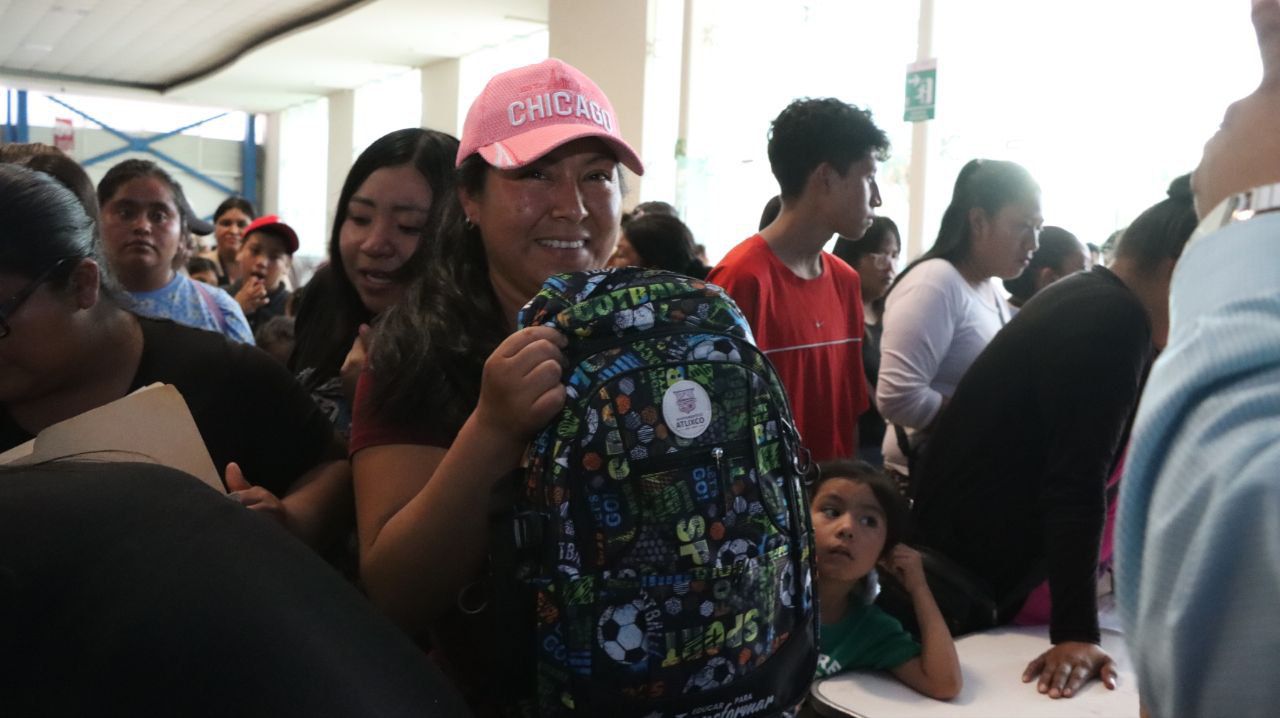 Desde Atlixco: Más de 5 mil kits escolares entregó el ayuntamiento a estudiantes de educación básica