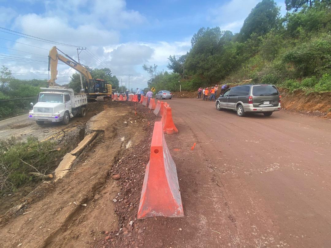 Habilitan camino alterno en carretera Tenancingo-Tenango del Valle