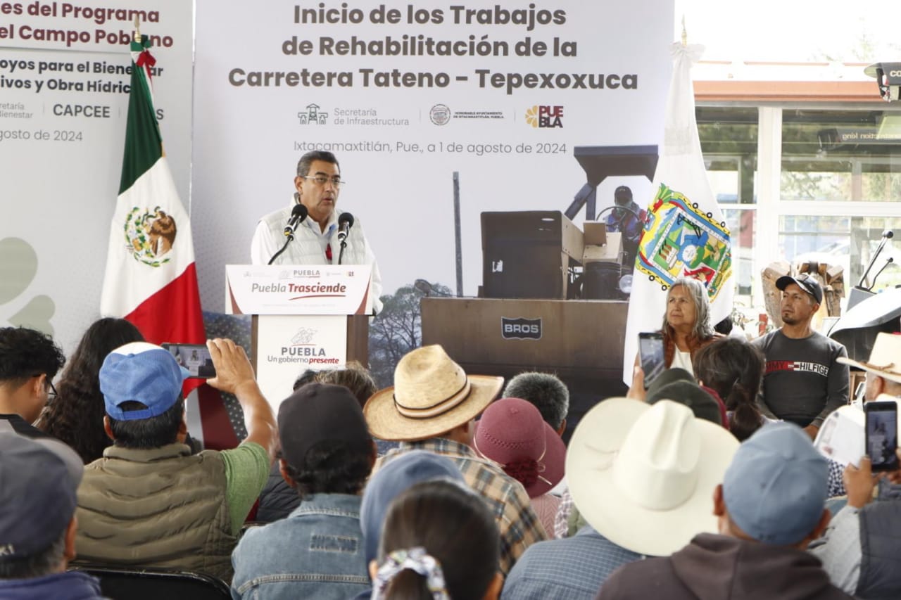 En Aquixtla e Ixtacamaxtitlán Sergio Salomón inicia, supervisa y entrega infraestructura y programas sociales