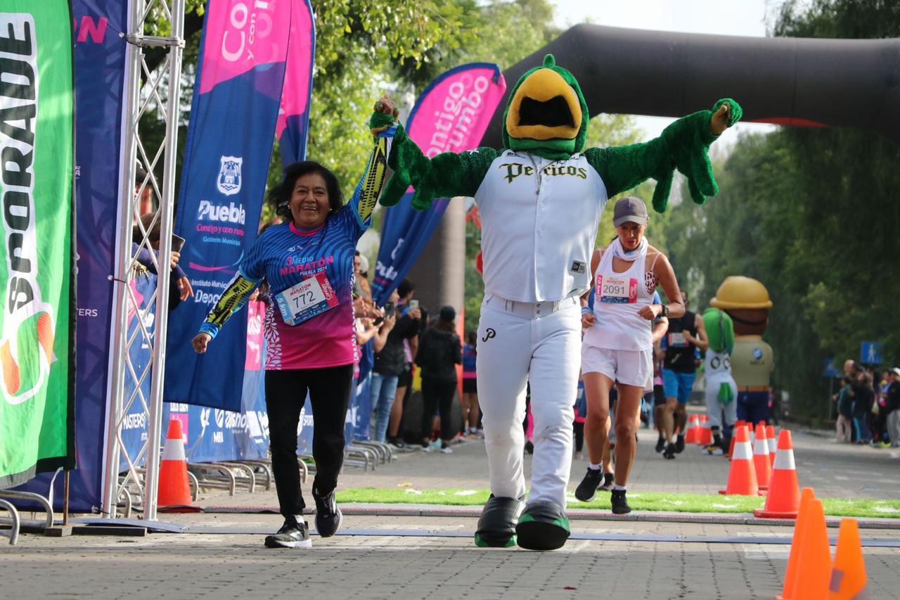 Gran éxito del tercer medio maratón 2024 de la ciudad de Puebla