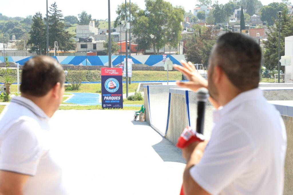 Entregan campo deportivo El Capulín
