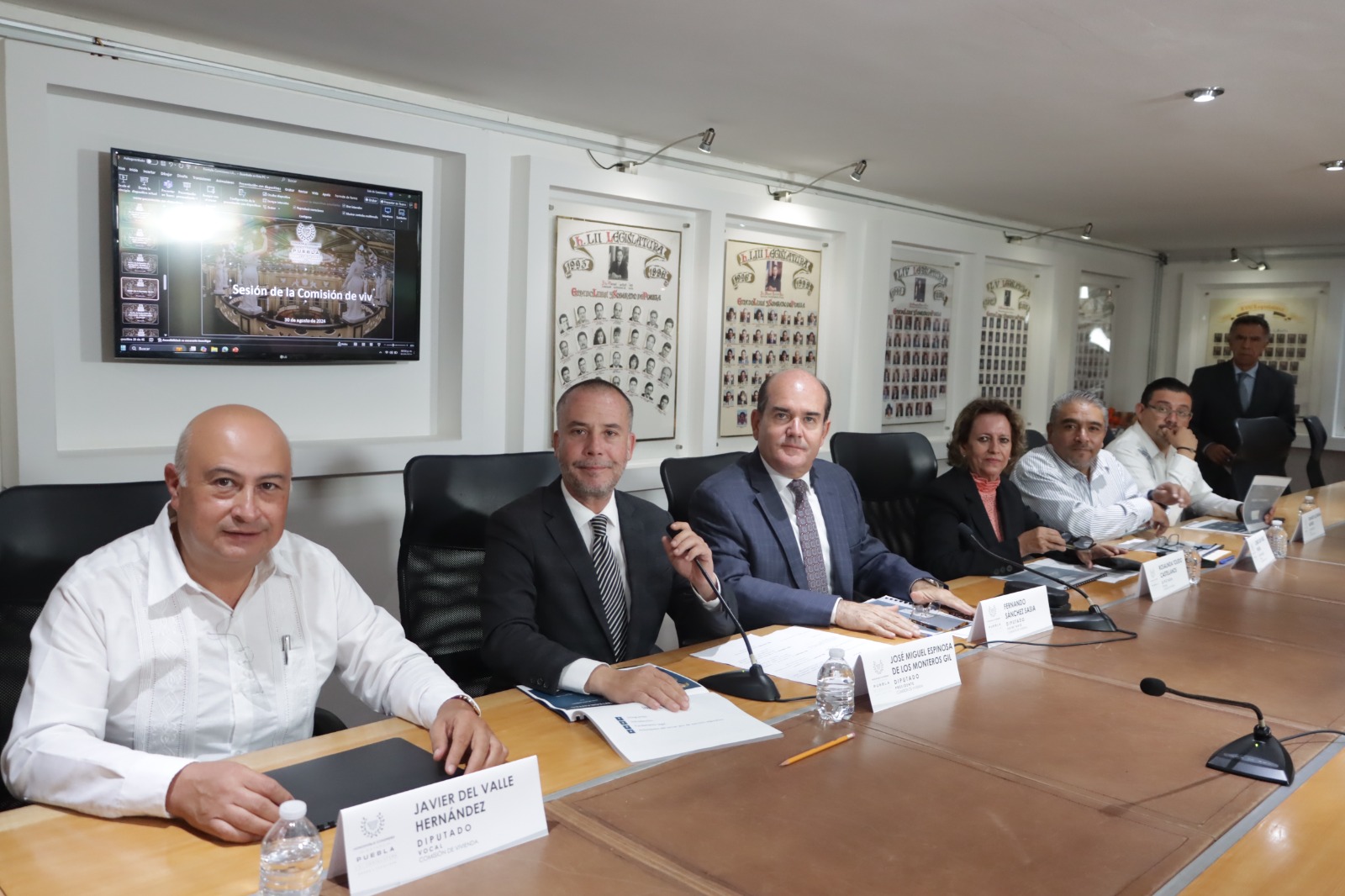 Presentan Comisiones del Congreso Informe Anual de Trabajo