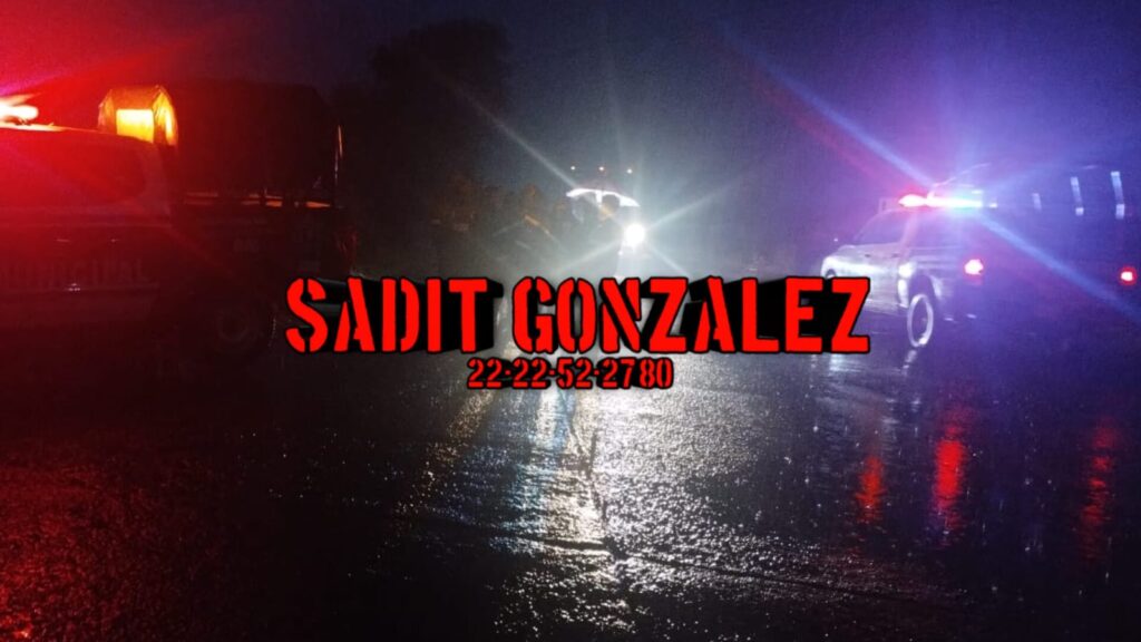 Cadáver con narcomensaje en Xoxtla