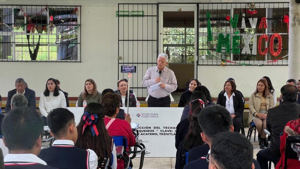 El presidente Carlos Peredo inaugura infraestructura educativa en Teziutlán