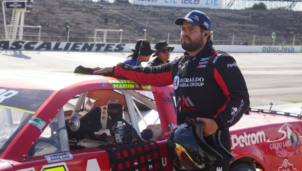 Alessandros Racing se lleva la victoria en Trucks México Series en el OAM