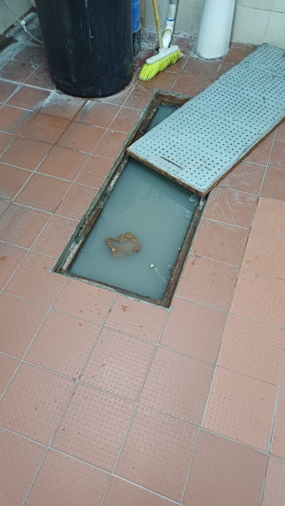 Video: Trabajadores del hospital La Margarita acusan condiciones insalubres